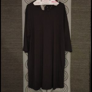 3/4 sleeve simple black dress with keyhole tie 3x